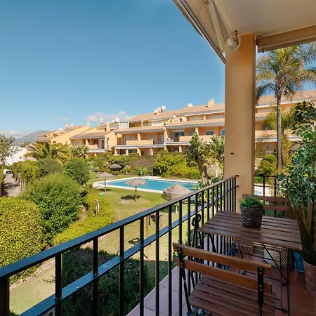 Beautiful Beachside Duplex With Amazing Sea Views Μαρμπέλλα