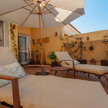 Beautiful Beachside Duplex With Amazing Sea Views *