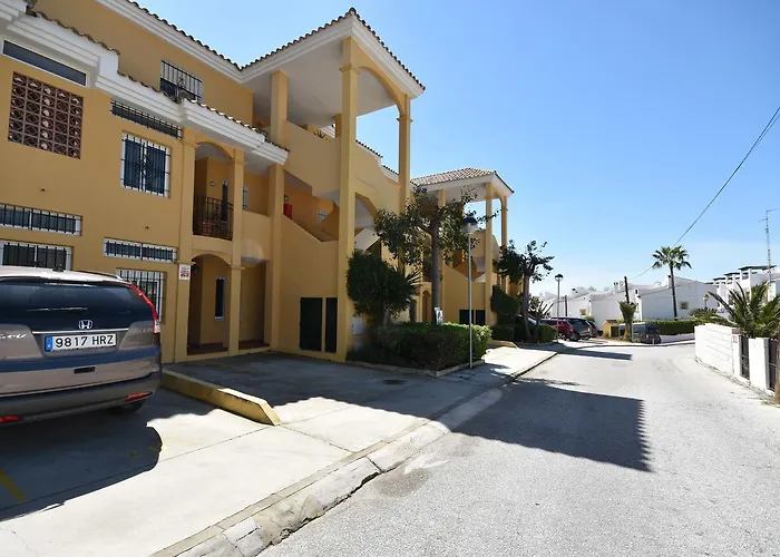 Beautiful Beachside Duplex With Amazing Sea Views Appartamento *