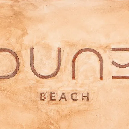 아파트 Beautiful Beachside Duplex With Amazing Sea Views