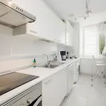 Beautiful Beachside Duplex With Amazing Sea Views Lägenhet *