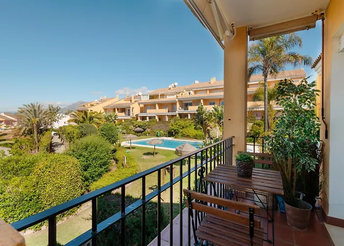 Beautiful Beachside Duplex With Amazing Sea Views Марбелья