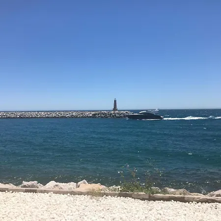 Apartmán Beautiful Beachside Duplex With Amazing Sea Views Marbella